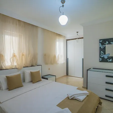 Sunset Club Aqualettings Starfish 3 ヴィラ *