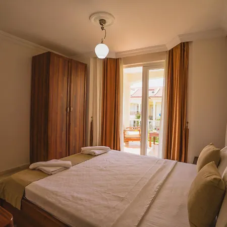 Sunset Club Aqualettings Starfish 3 * フェティエ